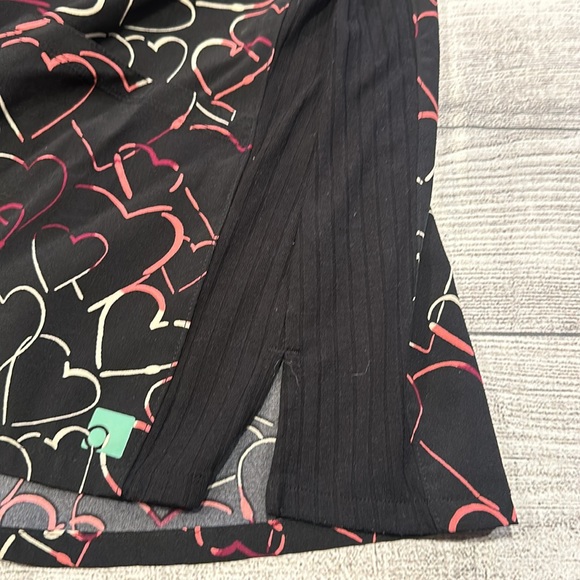 Women’s nurses scrub top size 2XL - Picture 8 of 11